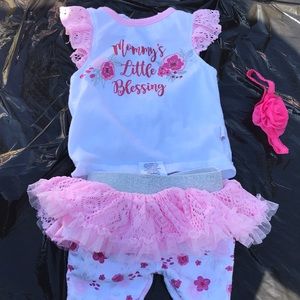 Matching baby girl set with free headband